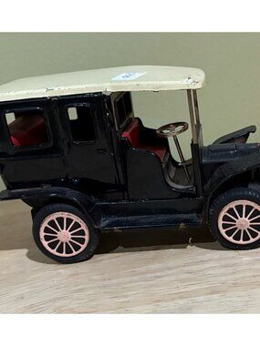VINTAGE - 1960S "BLACK MODEL T CAR / METAL